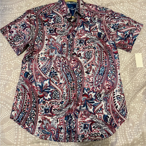 Robert Graham Short sleeve- Never worn, still has tags - Picture 4 of 4